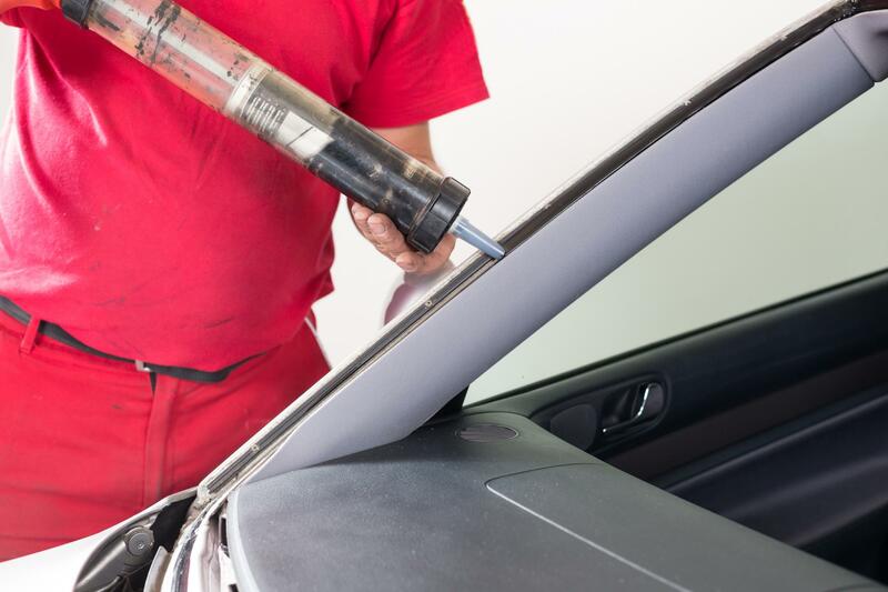 this image shows auto glass repair in Irvine
